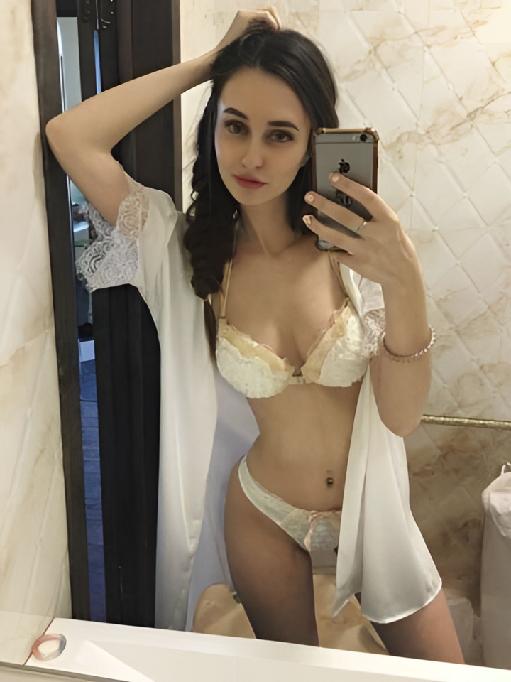 Ольга привлекальеная девушка из Арамиля цена от 10000 руб