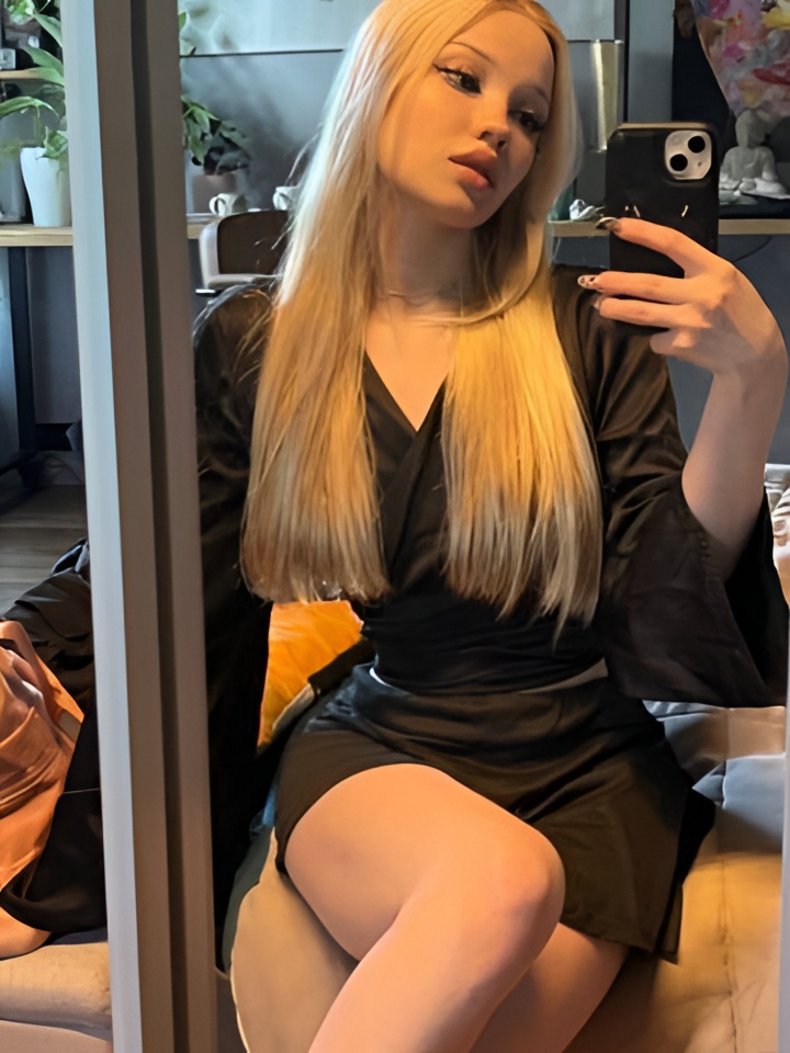 Сарра привлекальеная девушка из Арамиля цена от 3000 руб