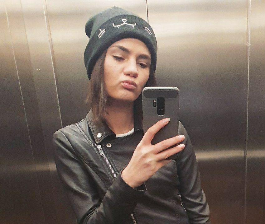 Анфиса привлекальеная девушка из Арамиля цена от 3500 руб