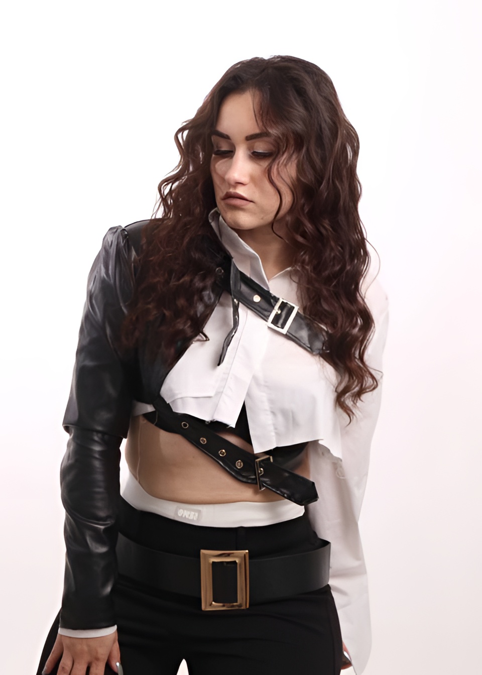 Анжела привлекательная девушка из Арамиля цена от 7000 руб